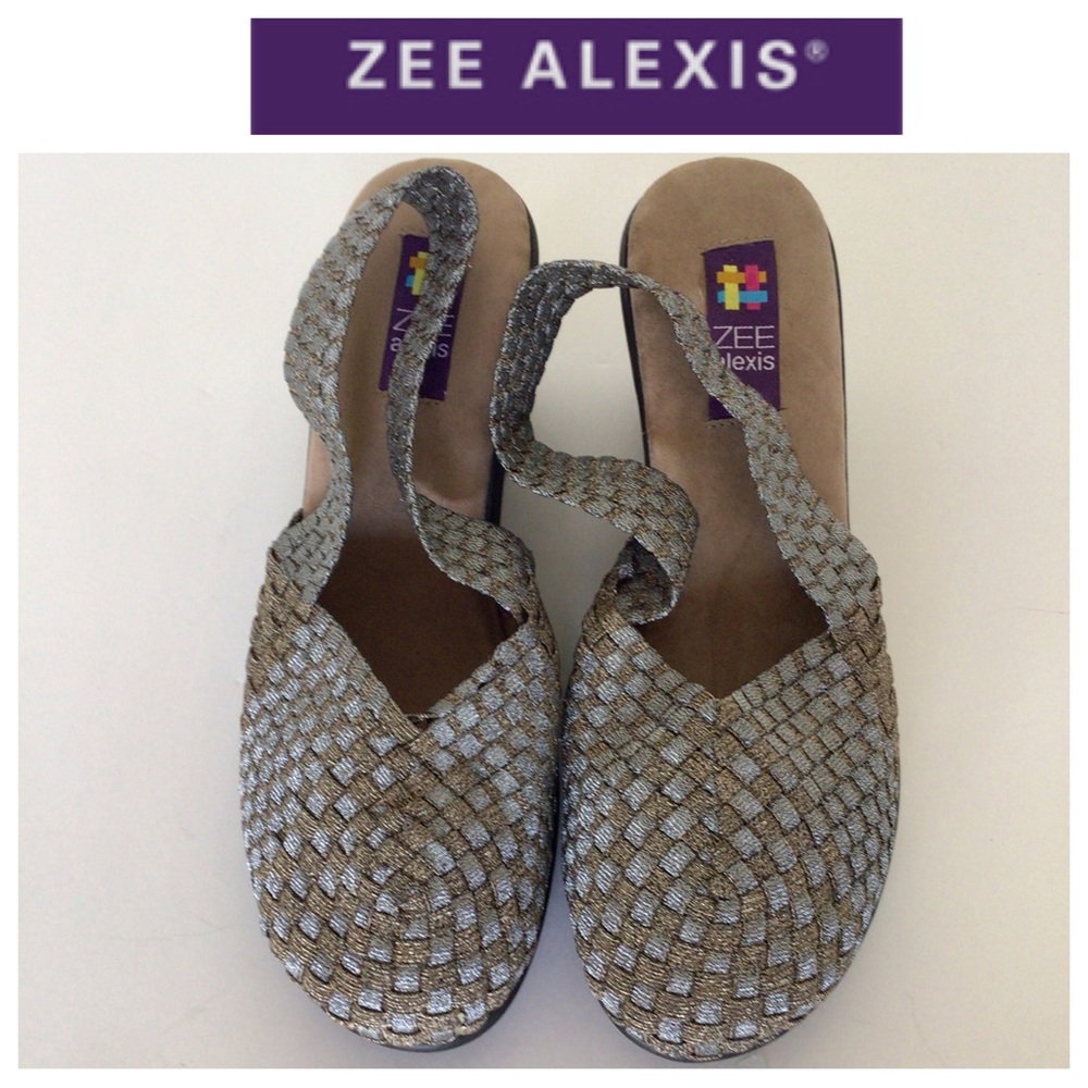 NEW!  ZEE ALEXIS WOVEN WEDGE SANDAL SIZE 10